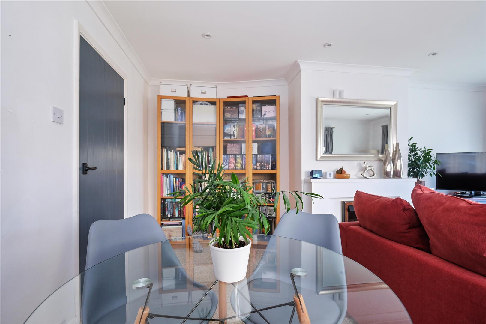 2 Bed, 1 Bath Property For Sale in Genesta Avenue, CT5 4DQ